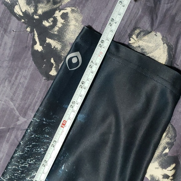 3/$65 Inner fire yoga capri - Picture 5 of 5